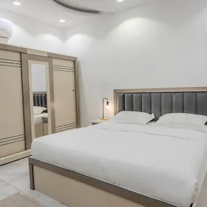 Luxurious Family 3 Bedroom 10 Mins Drive To Al-masjid Nabawi Médine